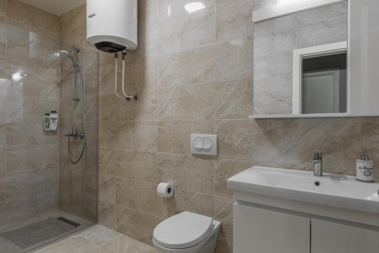 Bleri Apartment, 2 Bedroom, Free Parking Prishtinë Exterior photo