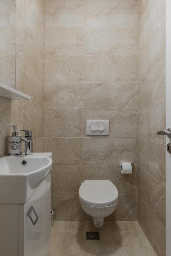 Bleri Apartment, 2 Bedroom, Free Parking Prishtinë Exterior photo